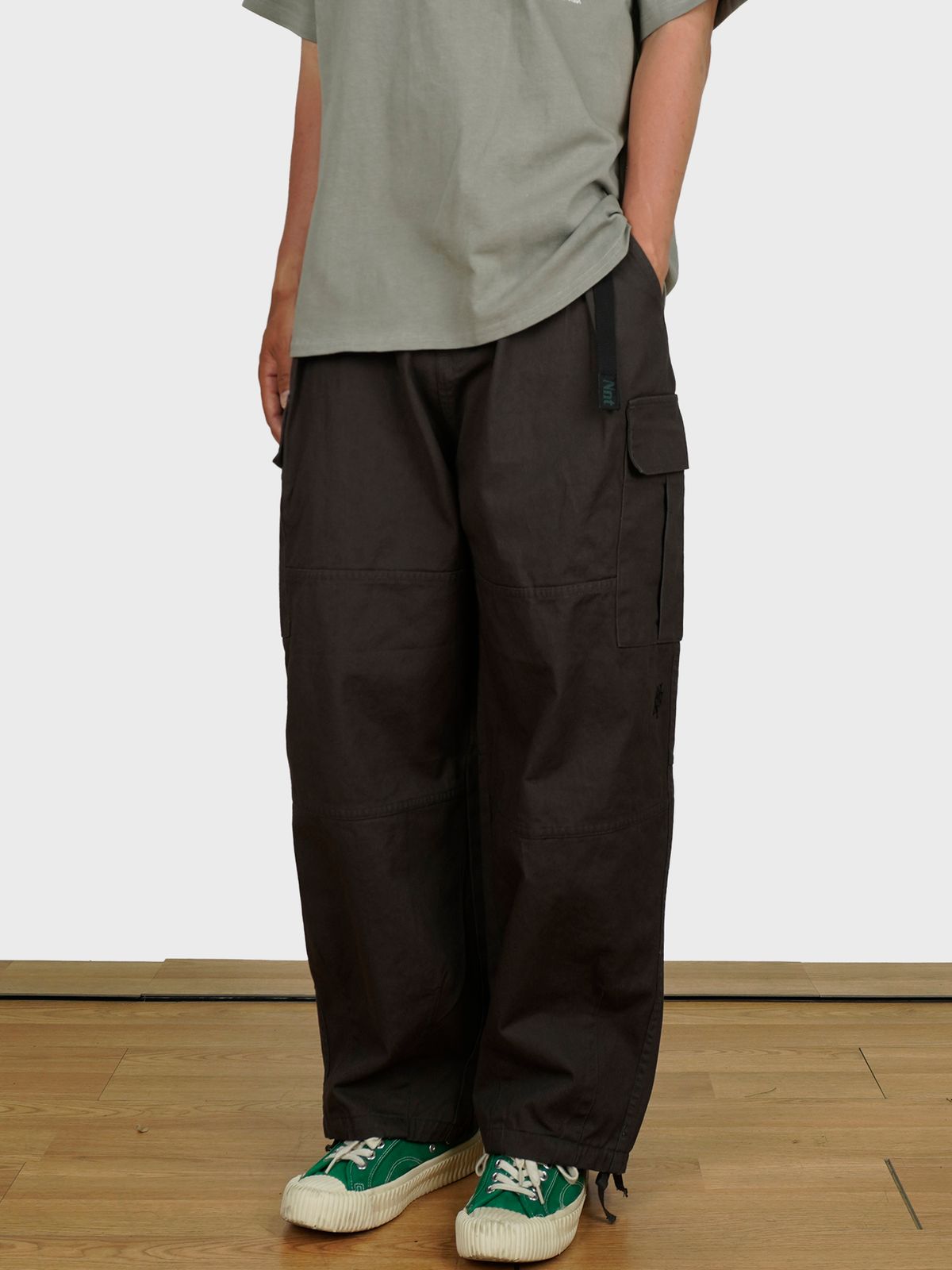 네네츠 어센틱(NENETS AUTHENTIC) M65 BALLOON CARGO PANTS DARKGREY