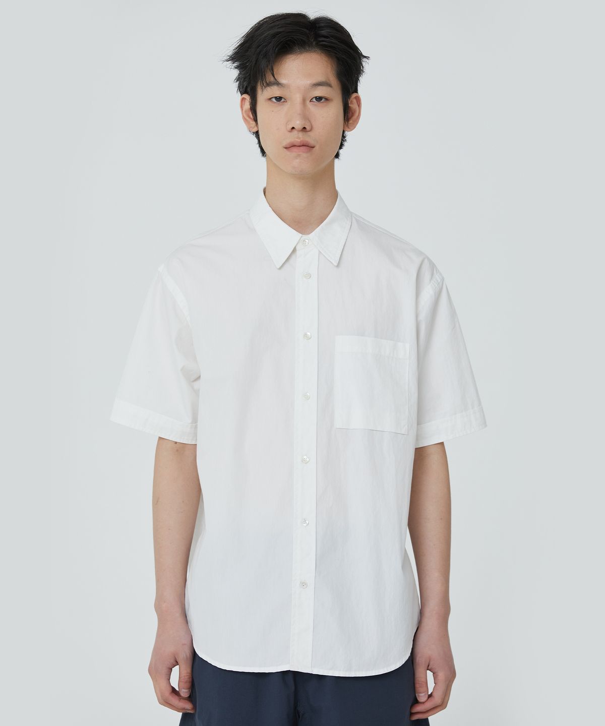 퍼블릭피겨(PUBLICFIGURE) 에센셜 루즈 셔츠_아이보리