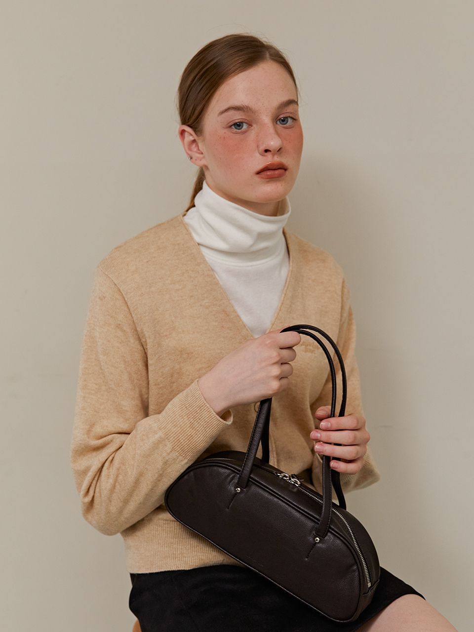 ★SOMEWHERE BUTTER.★ demi baguette bag matt black baguette bag - matt black - SOMEWHERE BUTTER | 60% - Asian
