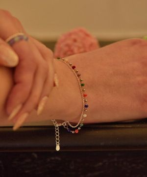 멀티컬러 레이어드 비즈 브레이슬릿