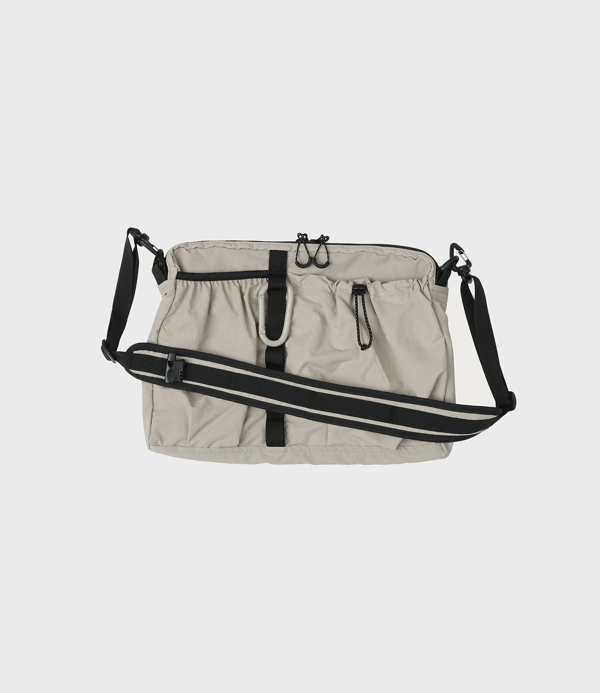에메모가든(MMOGARDEN) mmo cross bag / nylon slub greige