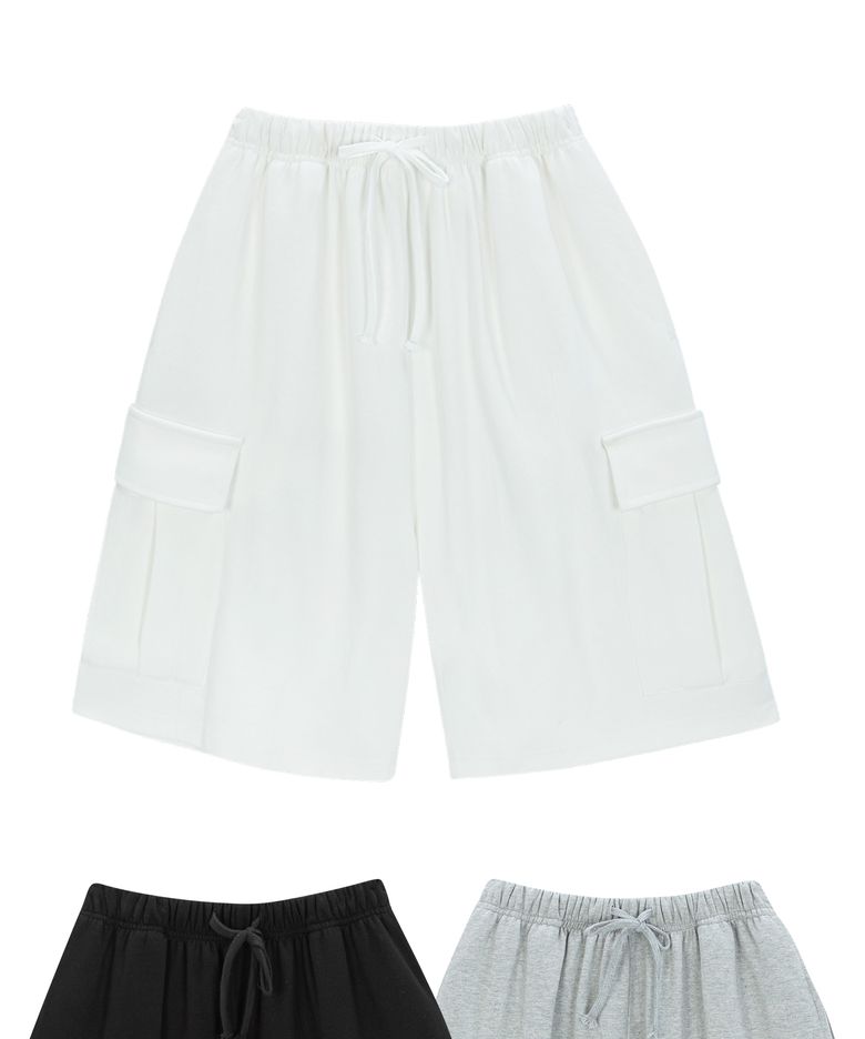 Bass cargo shorts (off white)