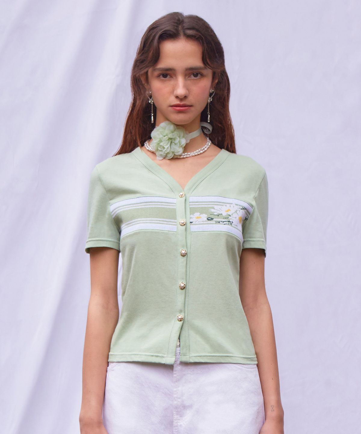 바이탈싸인(VITALSIGN) Flower Button T-Shirt