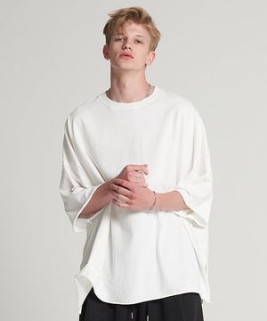 데끼 트임 박스티 화이트