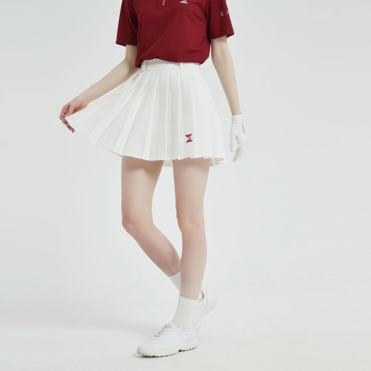 이파르카(E.PARCA) 윕트크림 플리츠 스커트