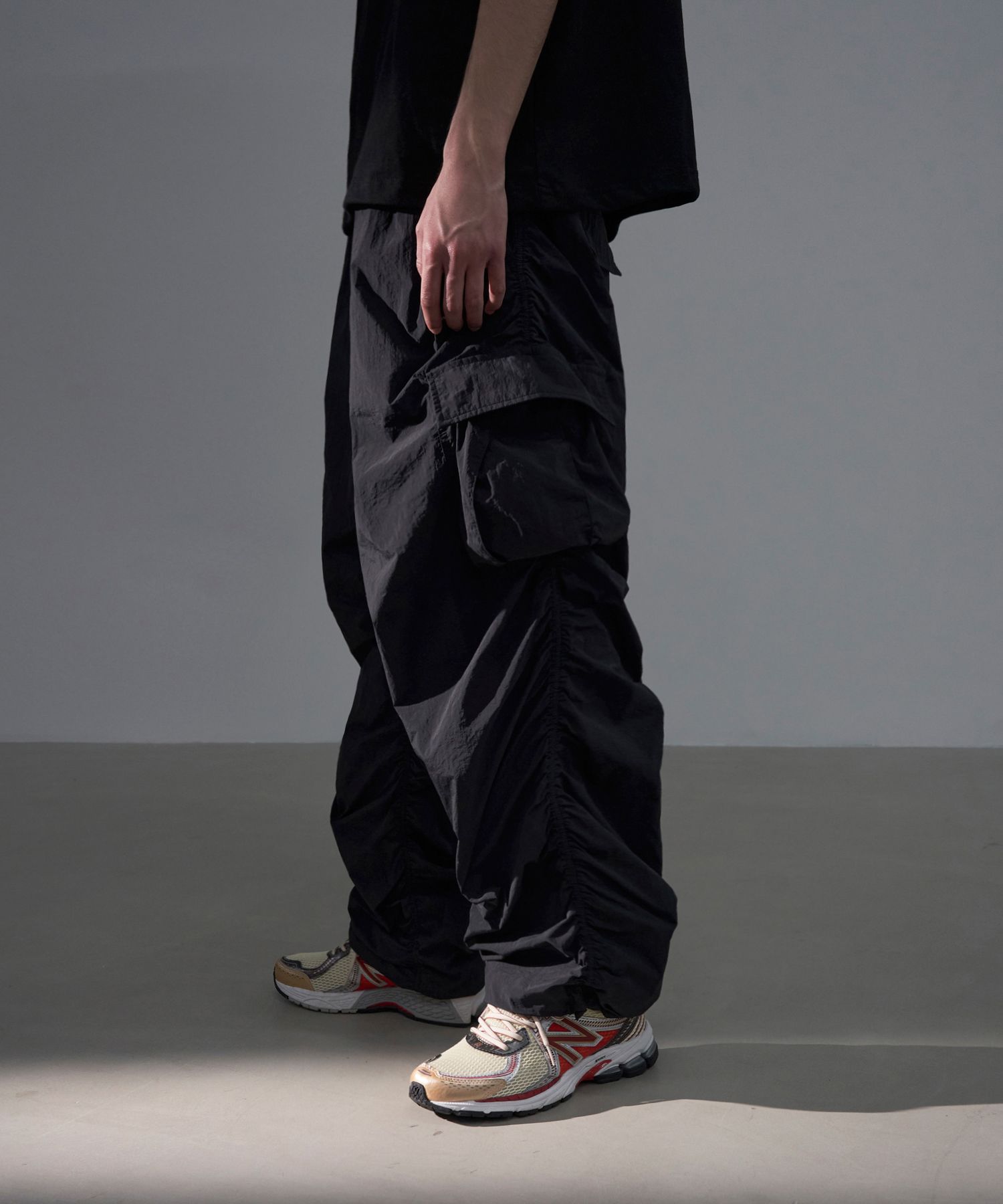 MUSINSA | LAFUDGESTORE Light Weather Wide Shirring Cargo