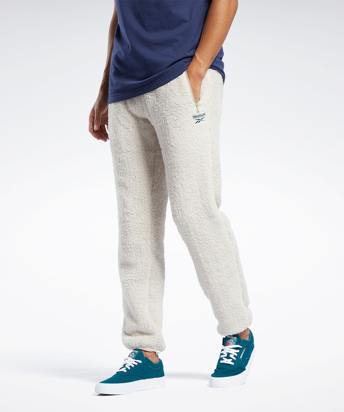 리복(REEBOK) CL F VECTOR SHERPA 팬츠 - 베이지 / GS9155