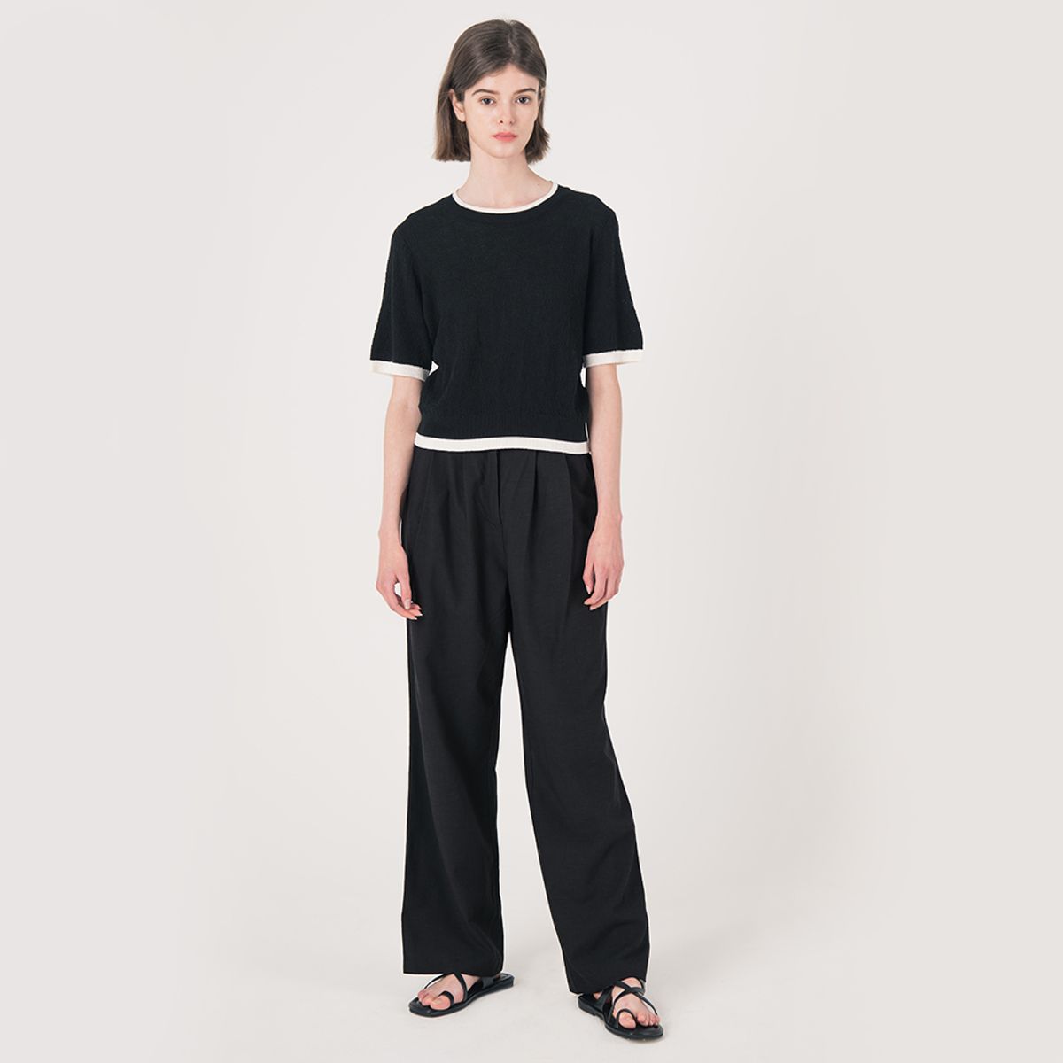웬스데이딜라잇(WEDNESDAY DELIGHT) WED_Two line detail pants_BLACK