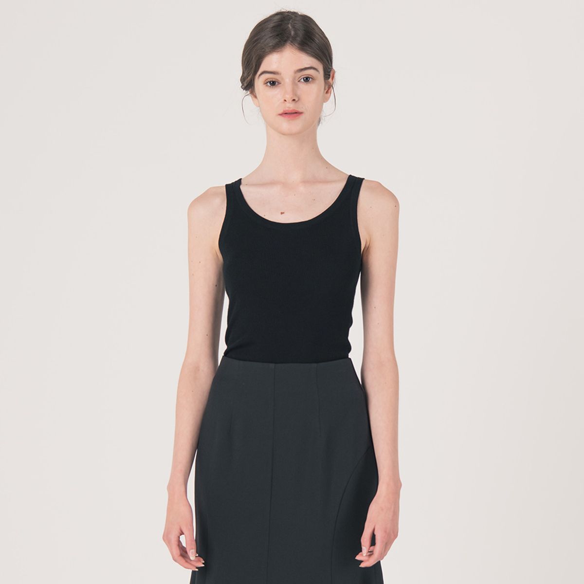웬스데이딜라잇(WEDNESDAY DELIGHT) WED_Summer simple top_BLACK