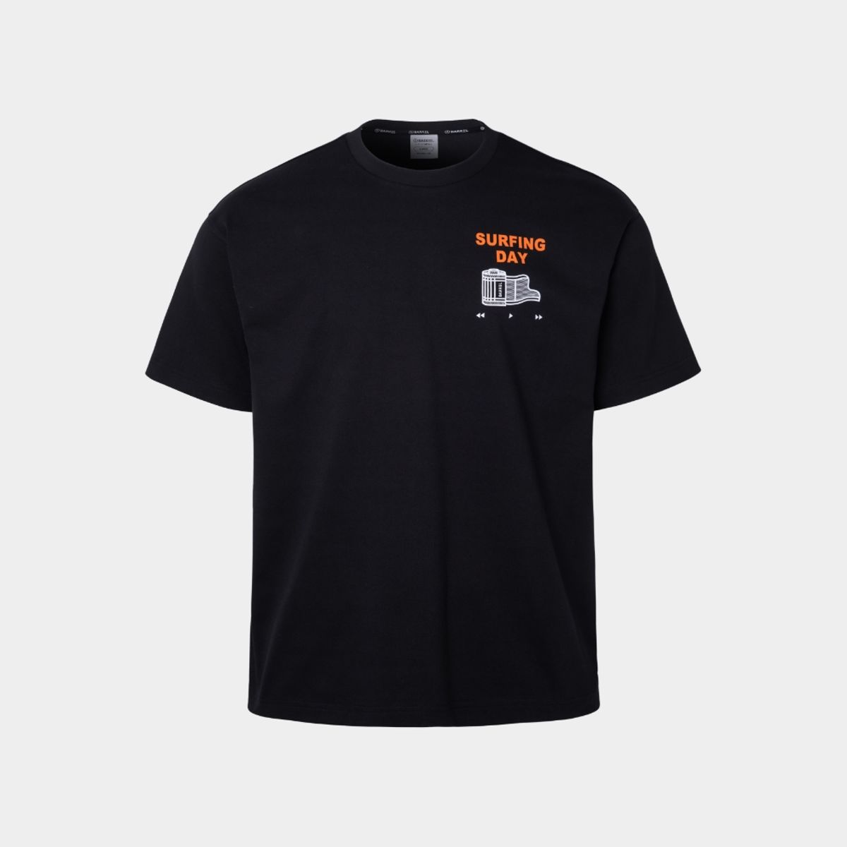 배럴(BARREL) 유니 라이프 웨이브 셔터 티셔츠 블랙 (B3SUHSS002BLK)
