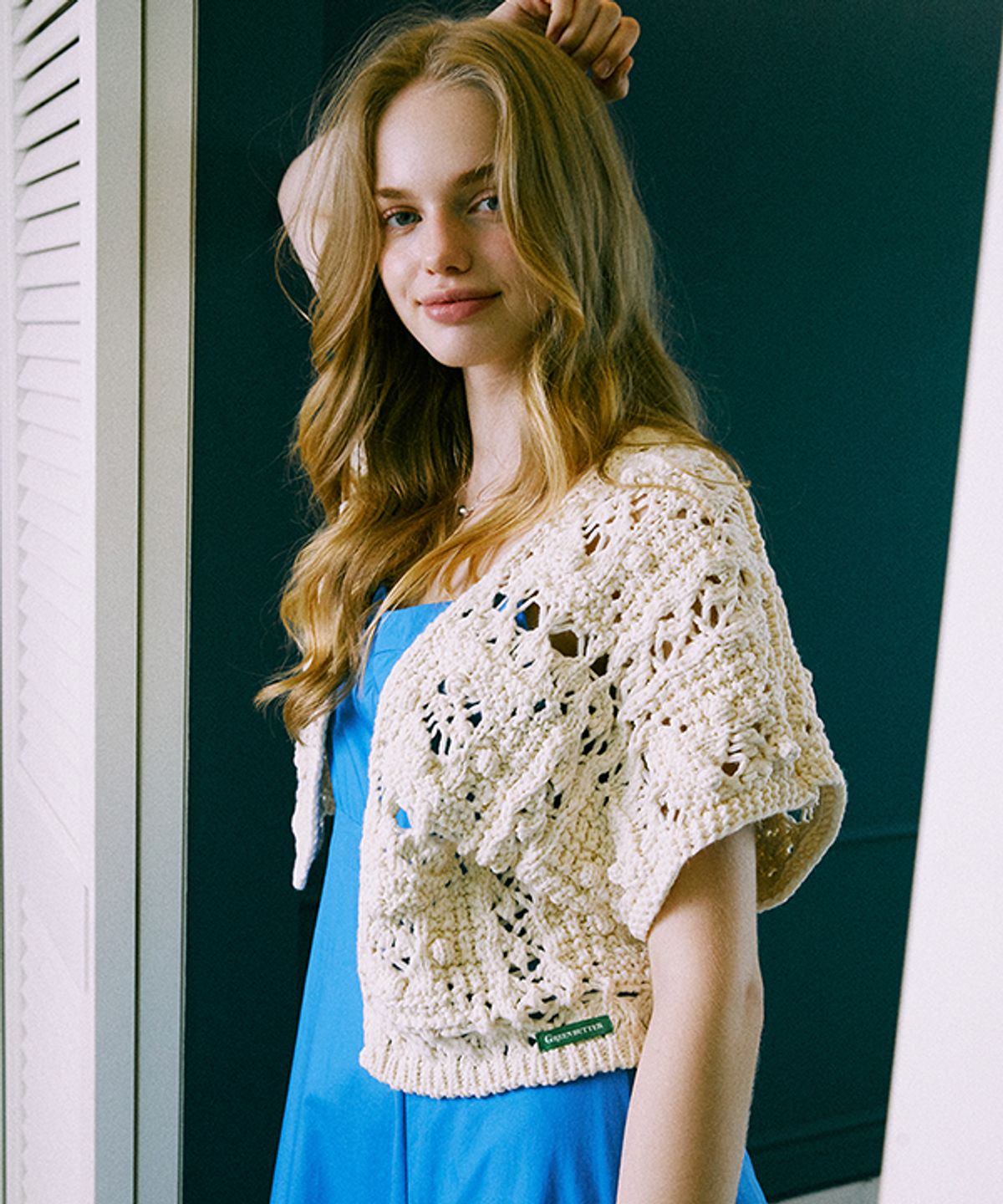 그린버터(GREENBUTTER) Crochet Pom Bolero Cardigan (L/Beige)