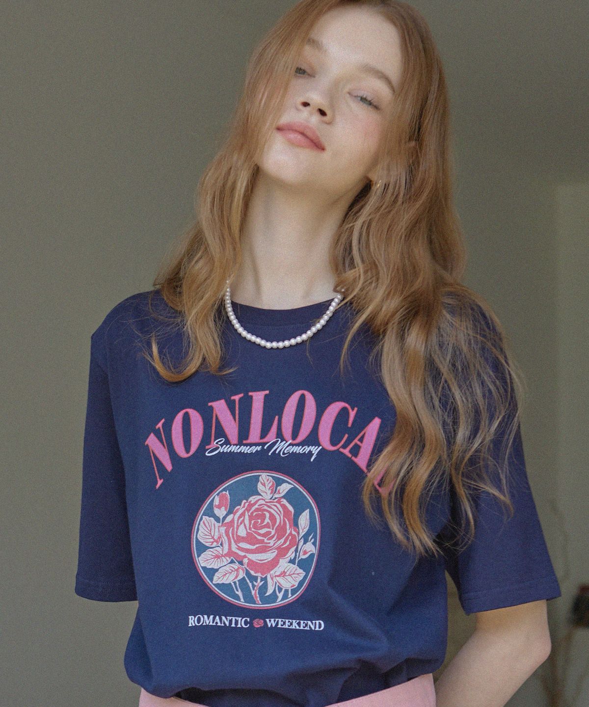 논로컬(NONLOCAL) Vintage Rose T-shirt - Navy