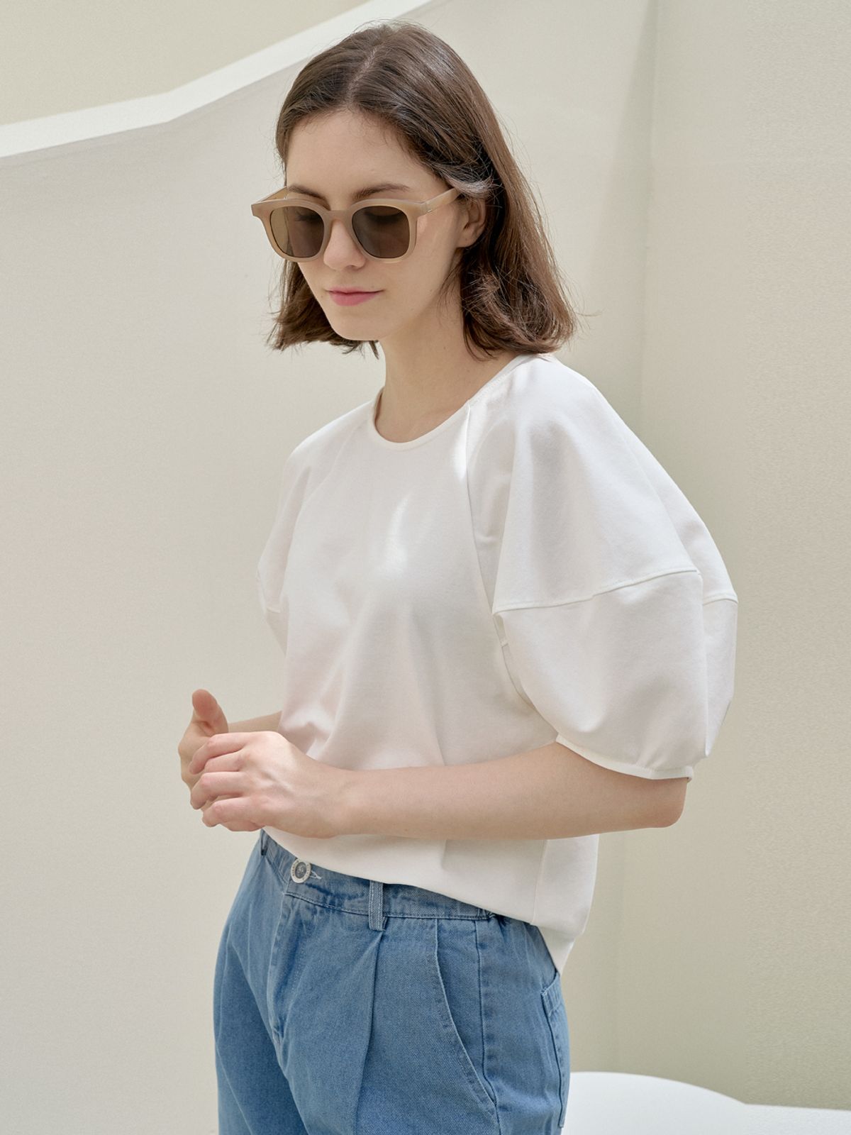 아방(AVANT-G) Big Puff Sleeve T-shirt - IVORY