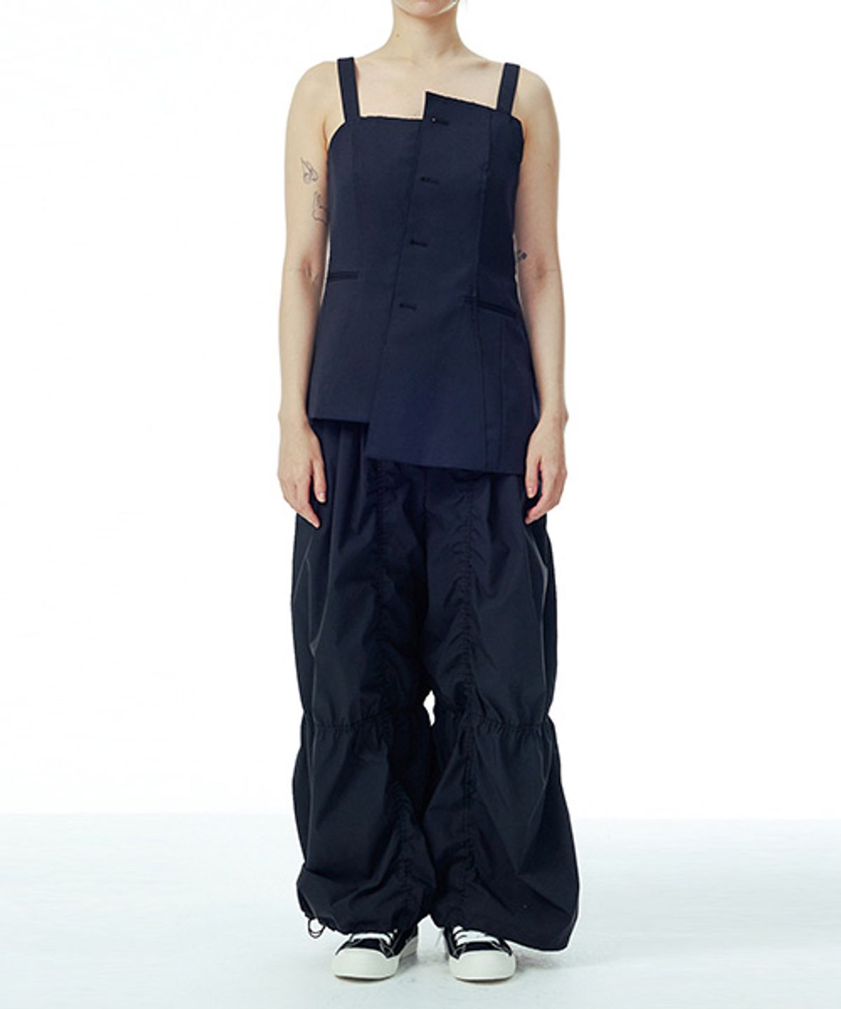 래코드(RECODE) Puckering Voluminous Pants_RQPAS23545BKX