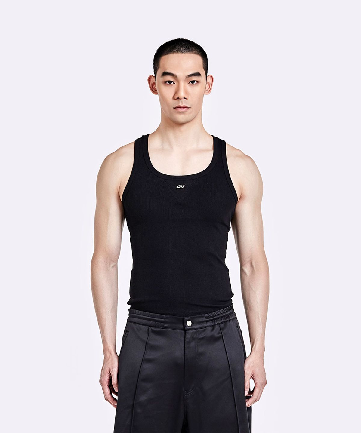 51퍼센트(51PERCENT) Metal logo sleeveless - Black