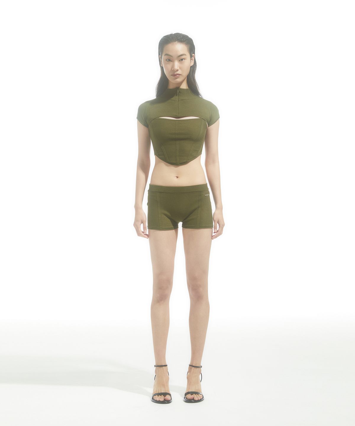 드레(DRAE) CORSET SEAMLESS KNIT TOP_KHAKI