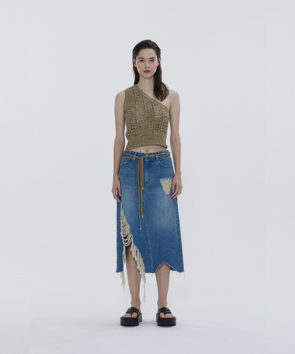 드레(DRAE) CROCHET ONE-SHOULDER TANK TOP_BEIGE