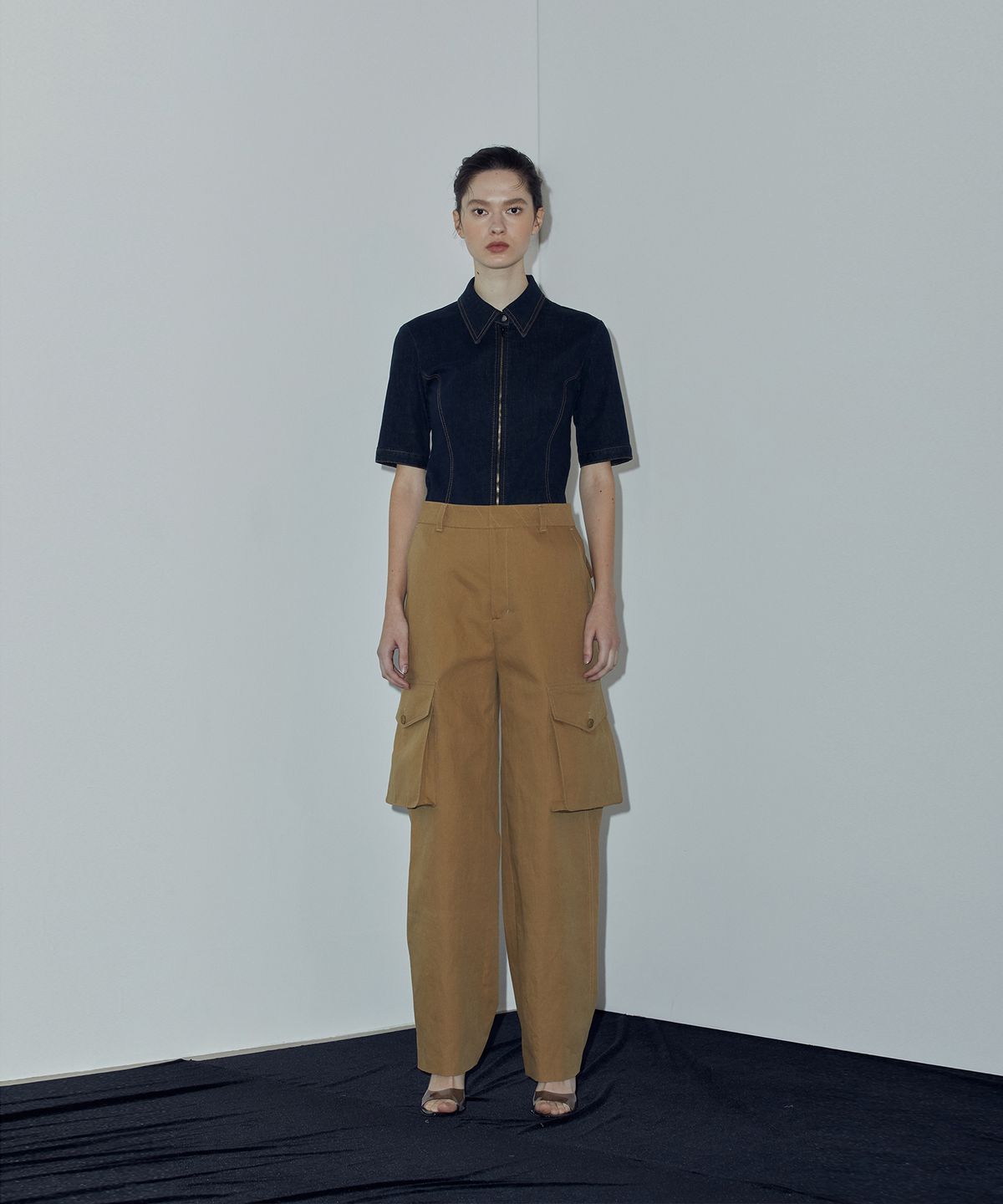 드레(DRAE) LINEN-BLEND CARGO PANTS_BEIGE