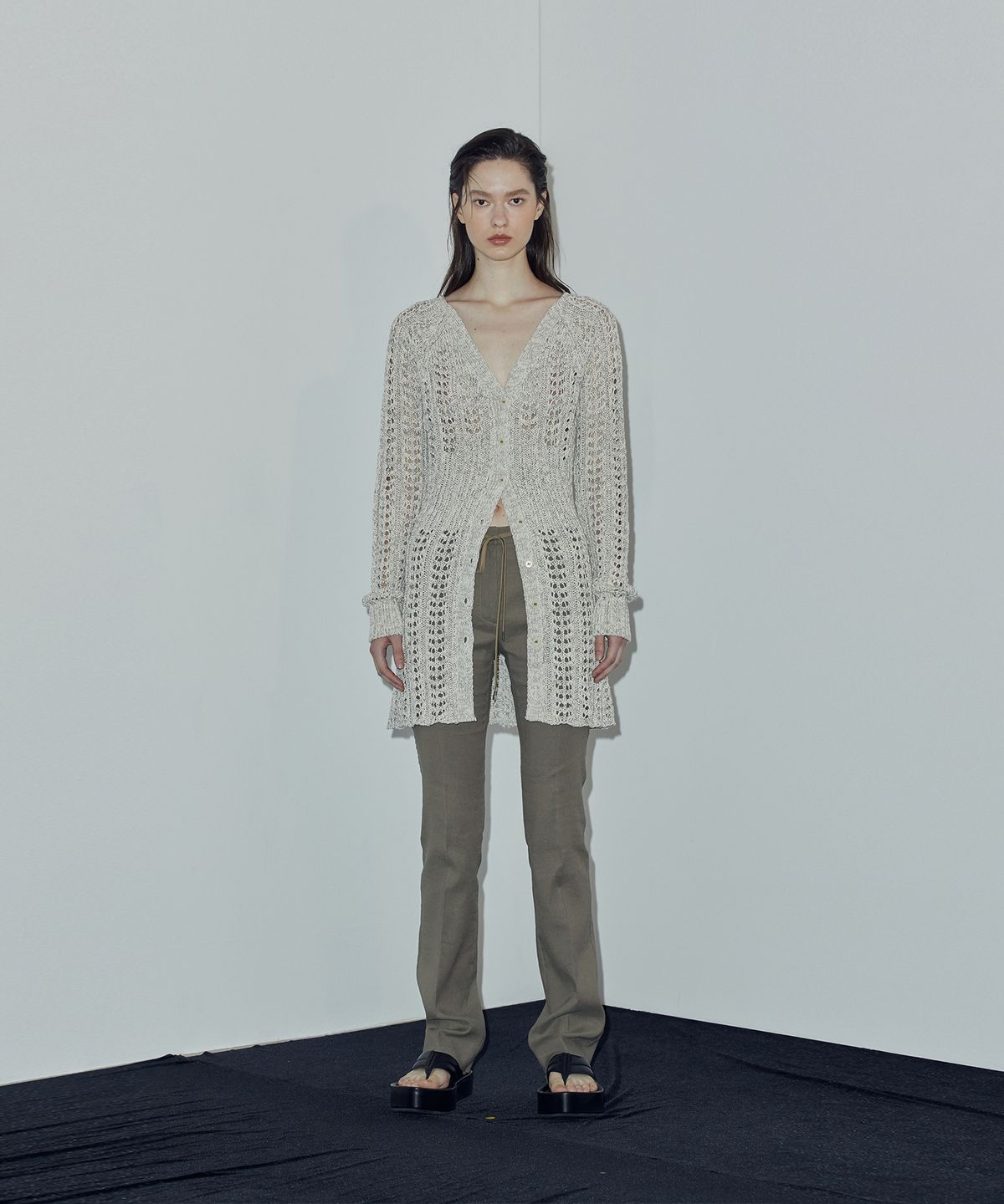 드레(DRAE) LINEN-BLEND SKINNY LEG PANTS_KHAKI