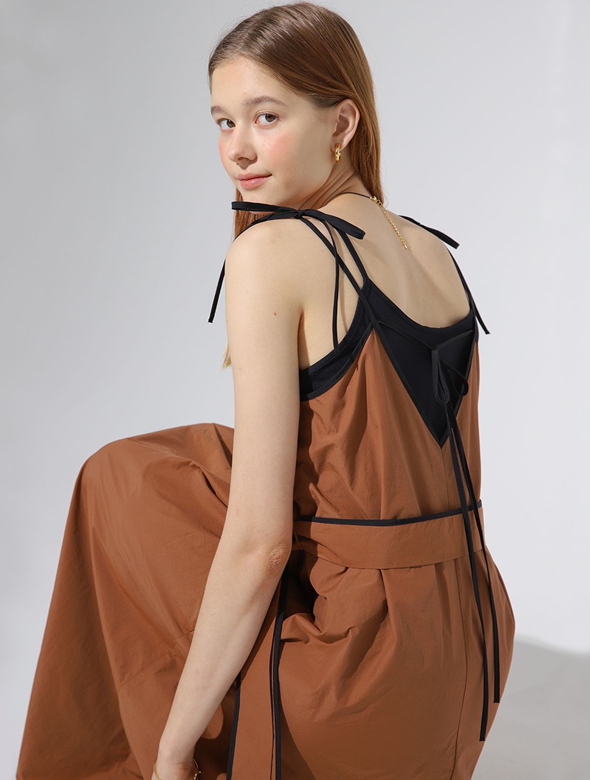 르이엘(LE YIEL) Layered Sleeveless Dress_Brick 레이어드 슬리브리스 드레스_브릭