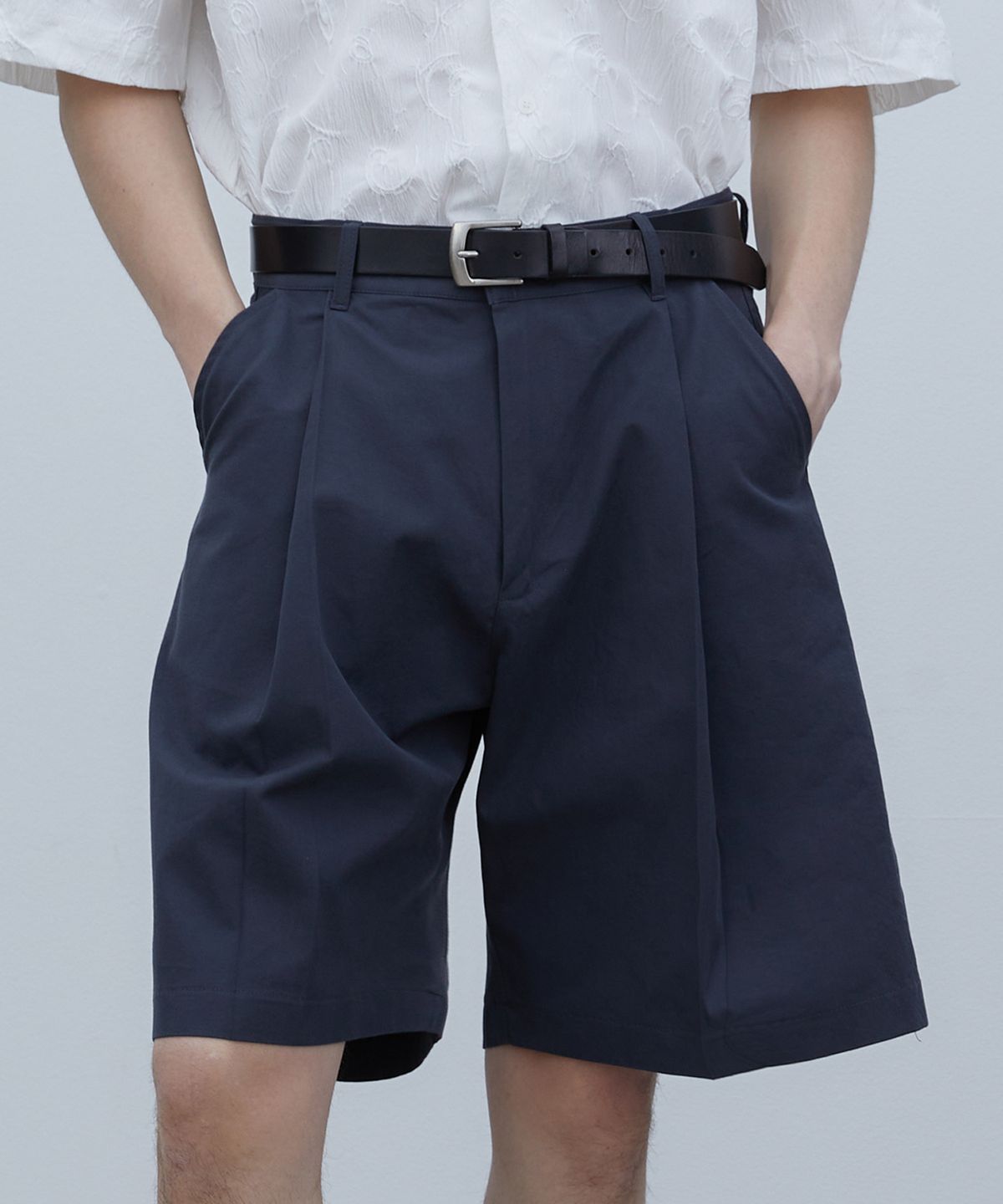 트립르센스(TRIP LE SENS) 워시드 코튼 원턱 버뮤다 팬츠 _Washed Black