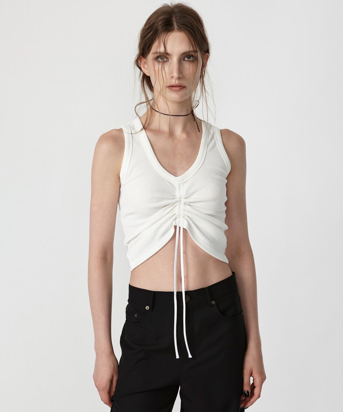 이안조(EAN JO) SHIRRING STRAP SLEEVELESS (WHITE)