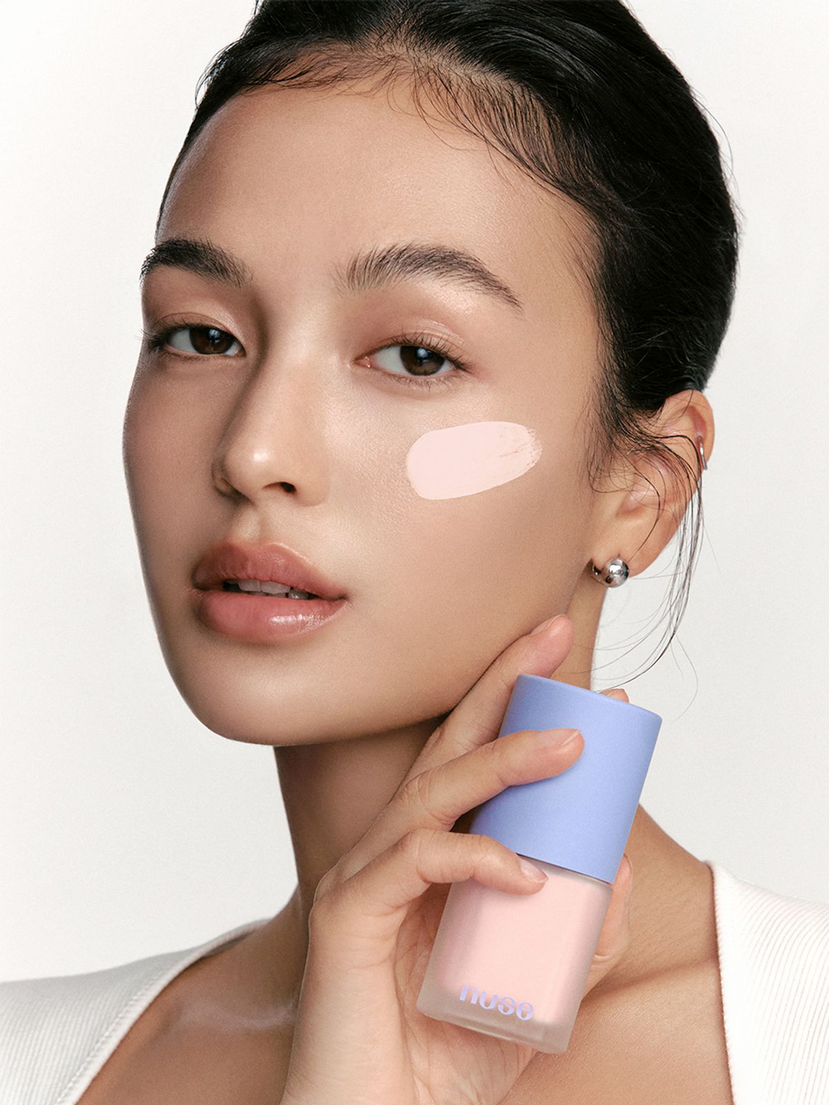 누즈(NUSE) 케어 톤업