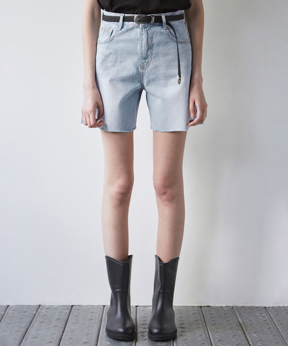 닉앤니콜(NICK&NICOLE) CUTTING DENIM HALF PANTS_LIGHT BLUE