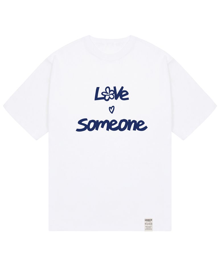 [UNISEX]LOVE SOMEONE 반팔티_화이트/네이비 로고