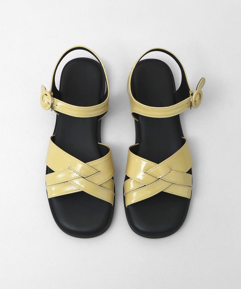 Shiny Leather Crossover Sandals . Burtter