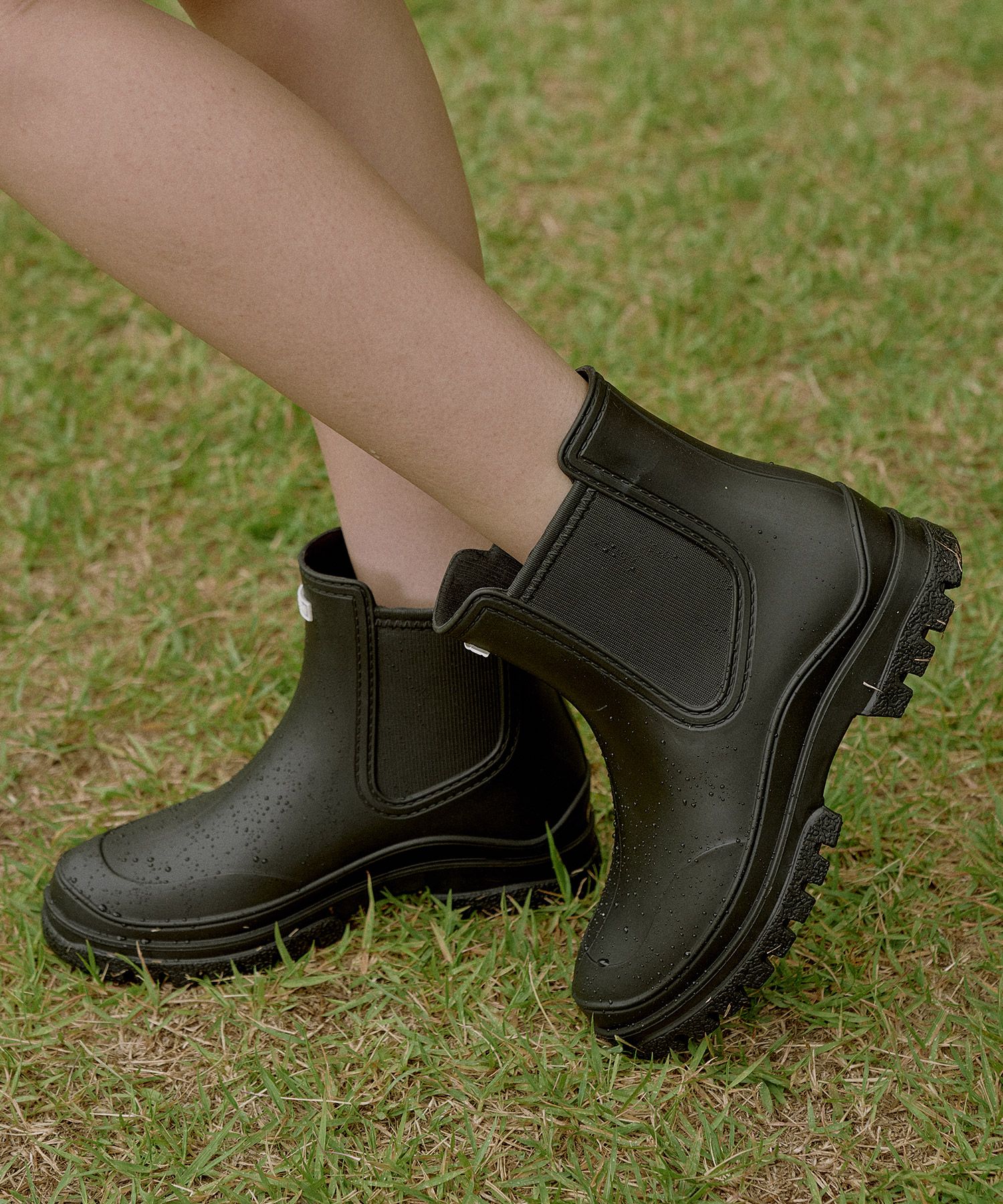 ●SHOEHI● Rachel Short Chelsea Rain Boots 2Colors R0008 MUSINSA | SHOEHI Rachel Short Chelsea Rain Boots R0008(2Colors)