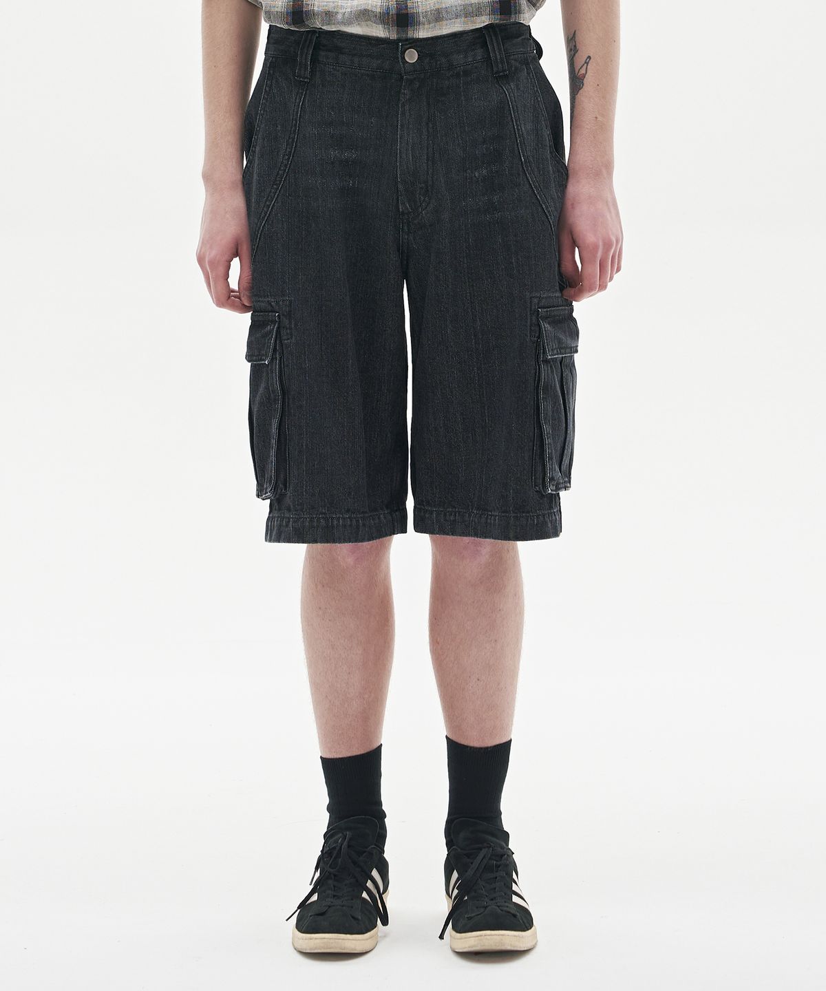 노운(NOUN) bermuda cargo denim pants (black)