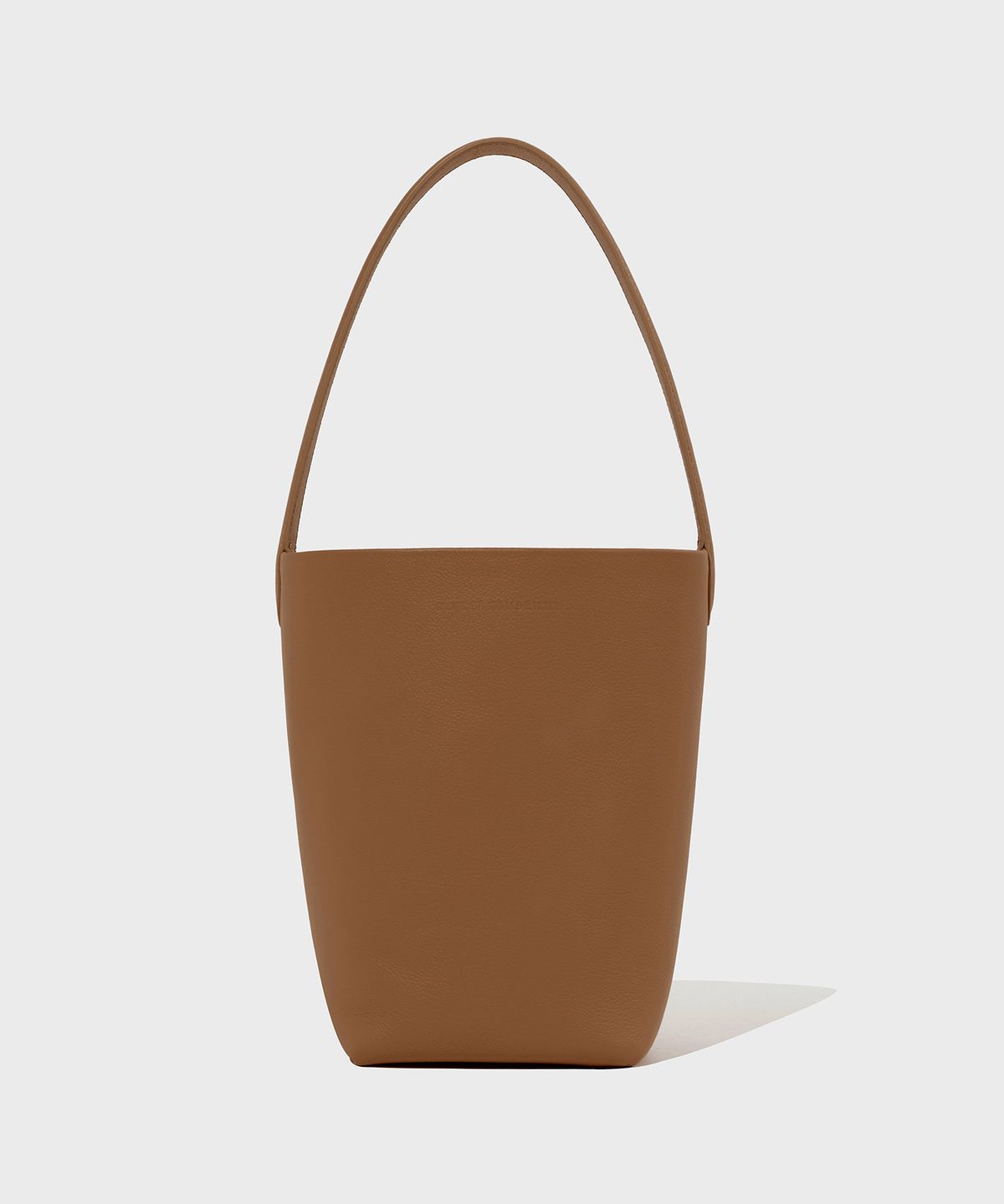 오브젝트 뮤지엄(OBJECT MUSEUM) Sally mini bucket bag CAMEL