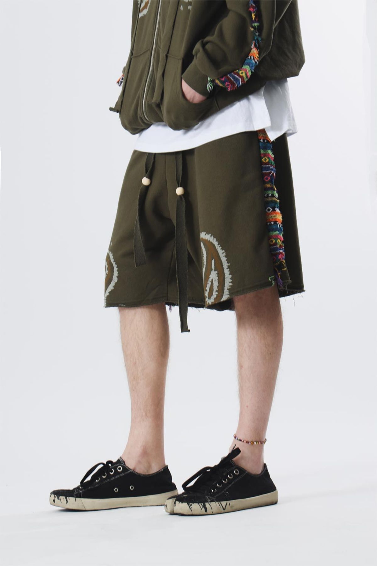 에씰미(ESEELMI) HP PAISLEY 1/2 PANTS