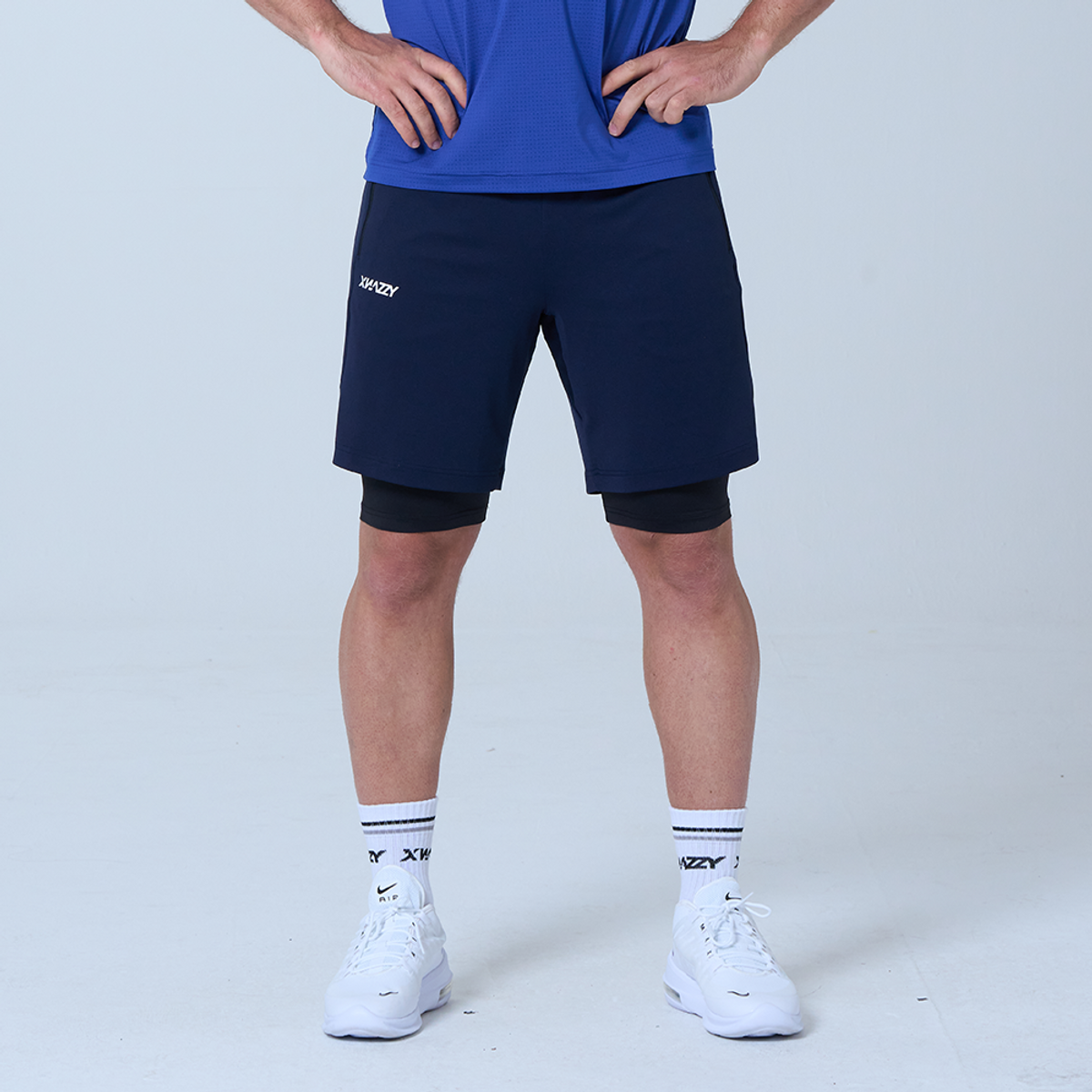 엑스네지(XNAZZY) 그랜드 4부 숏팬츠 XN23SSMPT06 [NAVY]