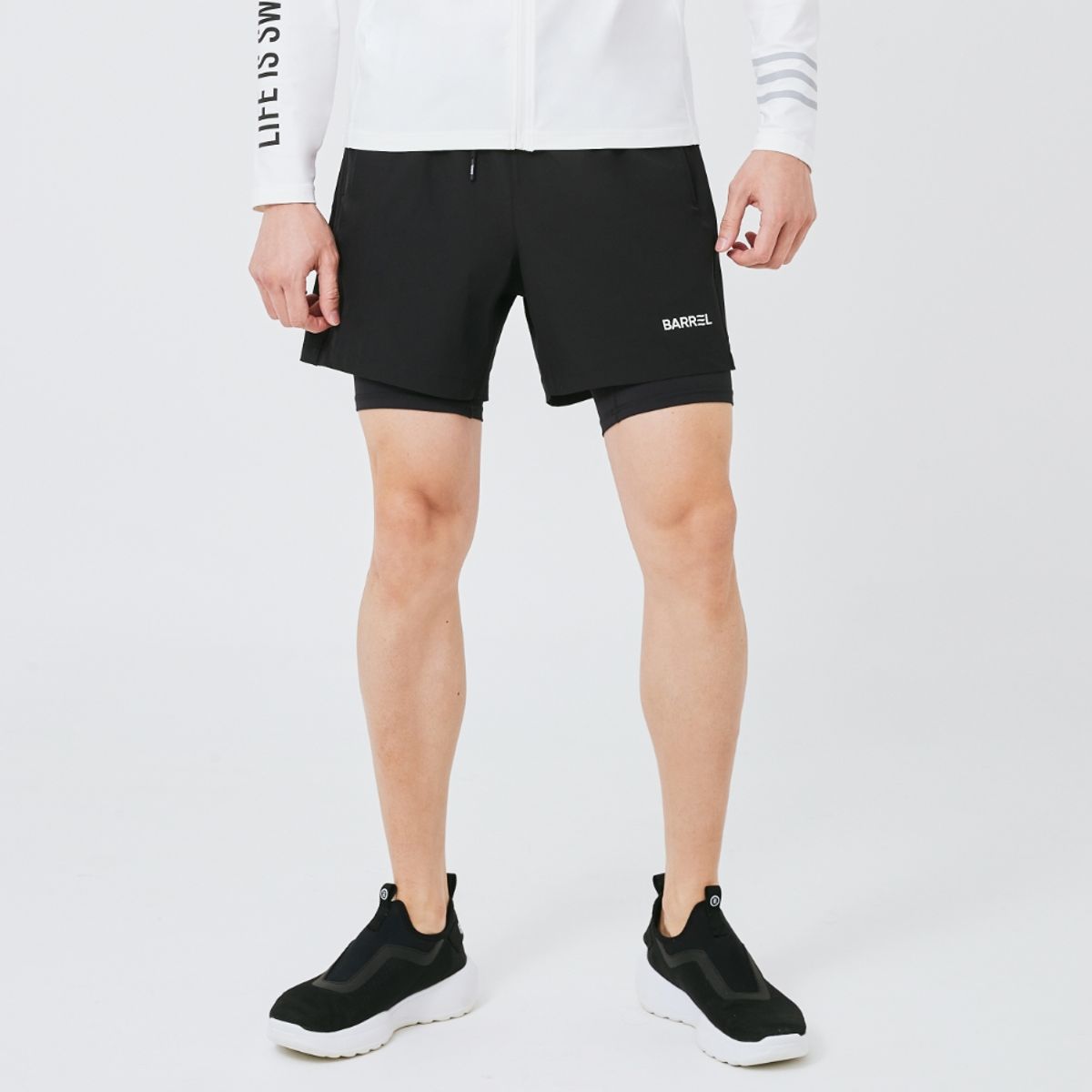 배럴(BARREL) 맨 리조트 4부 레깅스 쇼츠 블랙 (B3SMWBS010BLK)