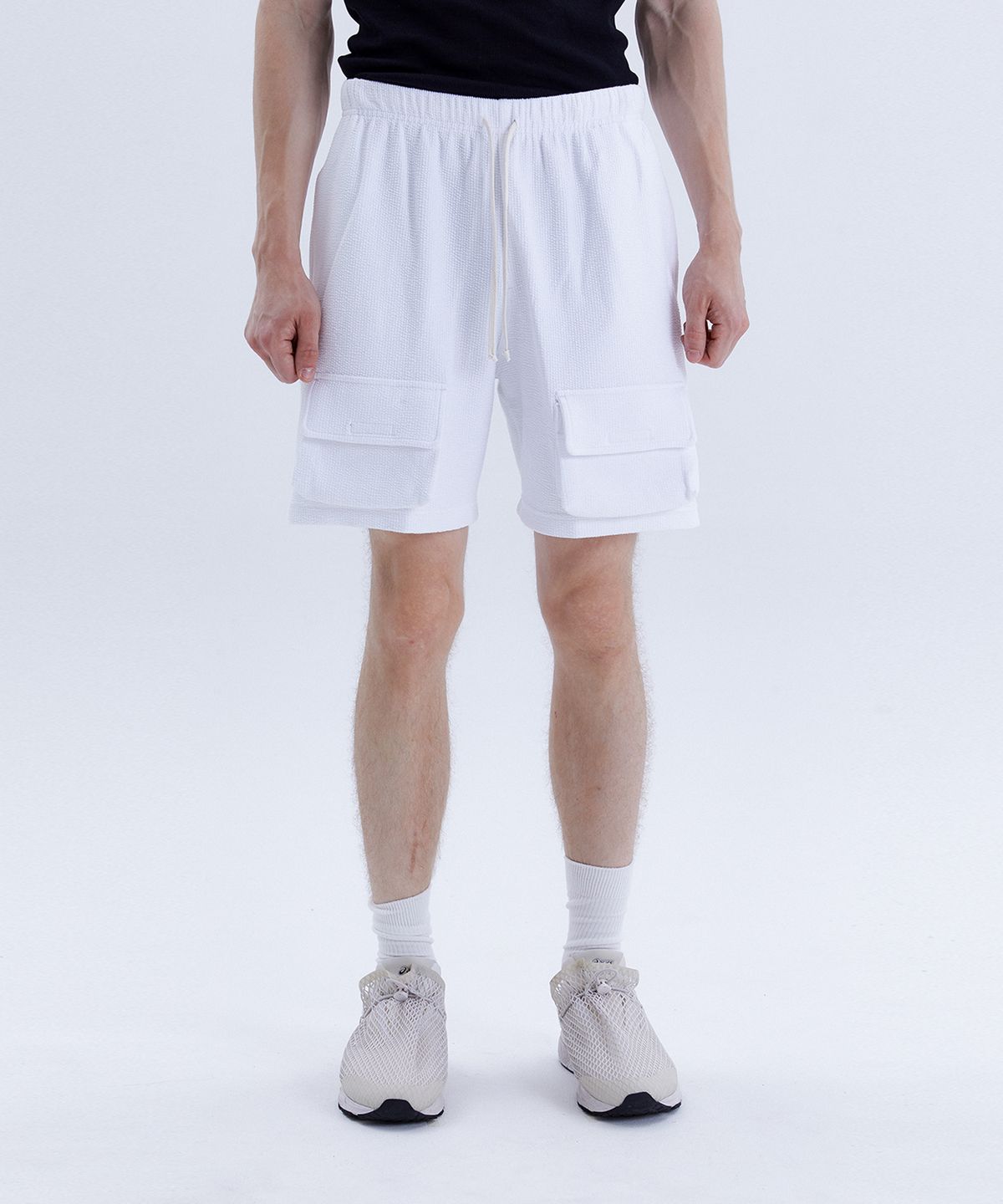 기명(KIMYUNG) 23ss 3D포켓  쇼츠 화이트