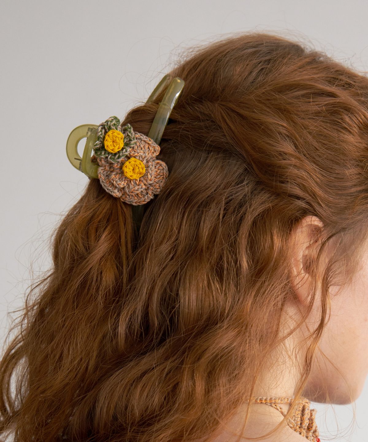 메리모티브(MERRYMOTIVE) Bohemian flower knit hair claw