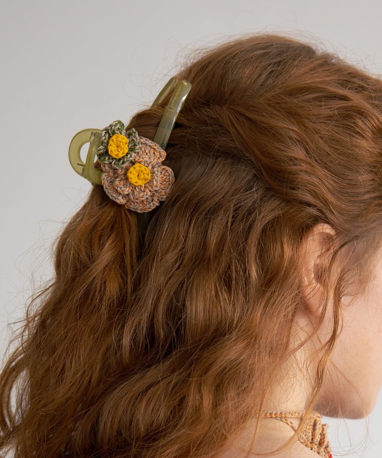 Bohemian flower knit hair claw