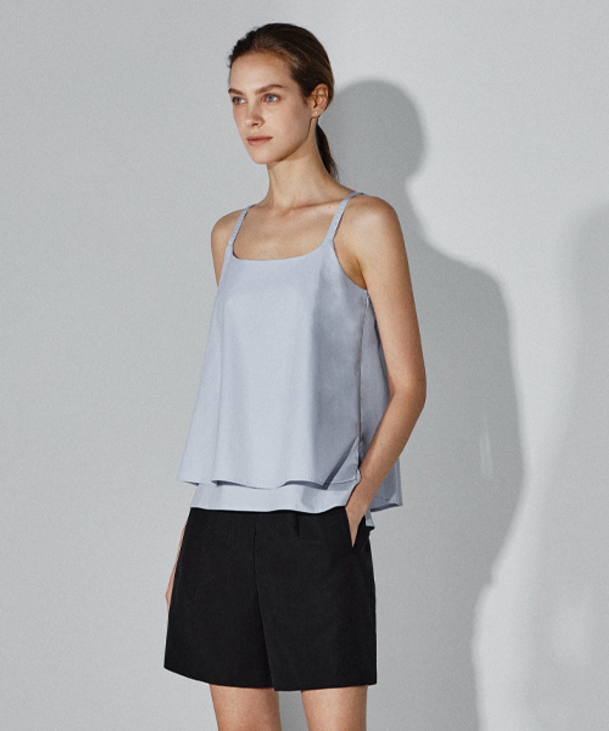 리디피(RIDIFI) DOUBLE LAYERED SLEEVELESS_SKY BLUE
