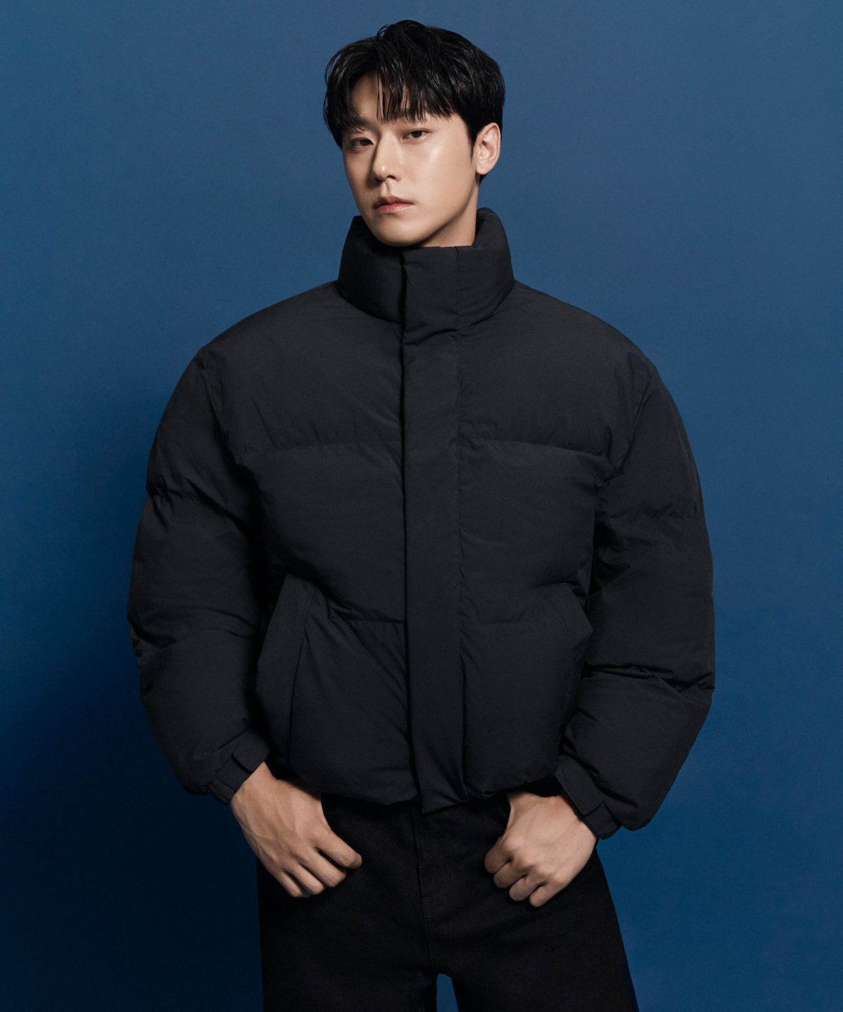 무신사 스탠다드(MUSINSA STANDARD) 데일리 푸퍼 숏 패딩 재킷 [다크 그레이]