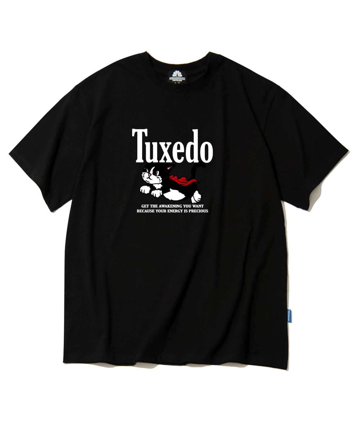 트립션(TRIPSHION) TUXEDO CAT GRAPHIC 티셔츠 - 블랙