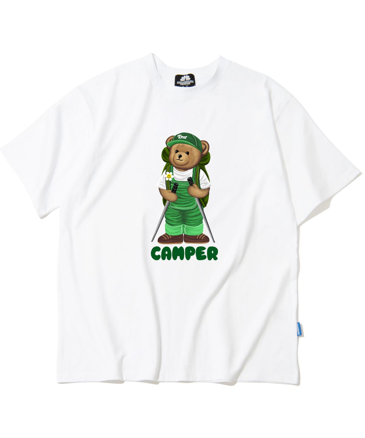 트립션(TRIPSHION) STANDING CAMPER BEAR GRAPHIC 티셔츠 - 화이트