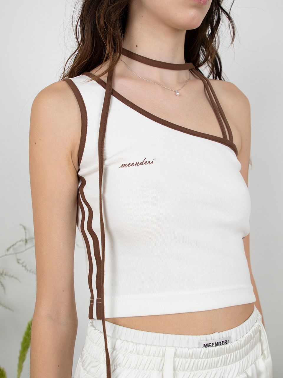 ★MEENDERI★UNBALANCE SHIRRING SLEEVELESS - WHITE★正規品 MUSINSA | MEENDERI UNBALANCE SHIRRING SLEEVELESS - WHITE