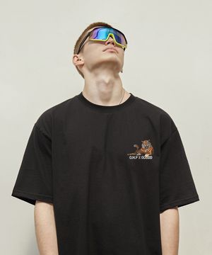 OHP X GOODD 앉아있는 빅캣 세미오버 반팔티P