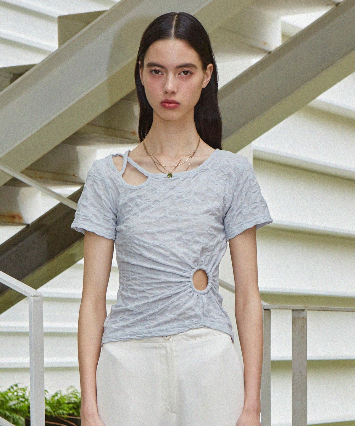바이탈싸인(VITALSIGN) [LINE] Hole Shirring Strap T-shirt (Lightgray)