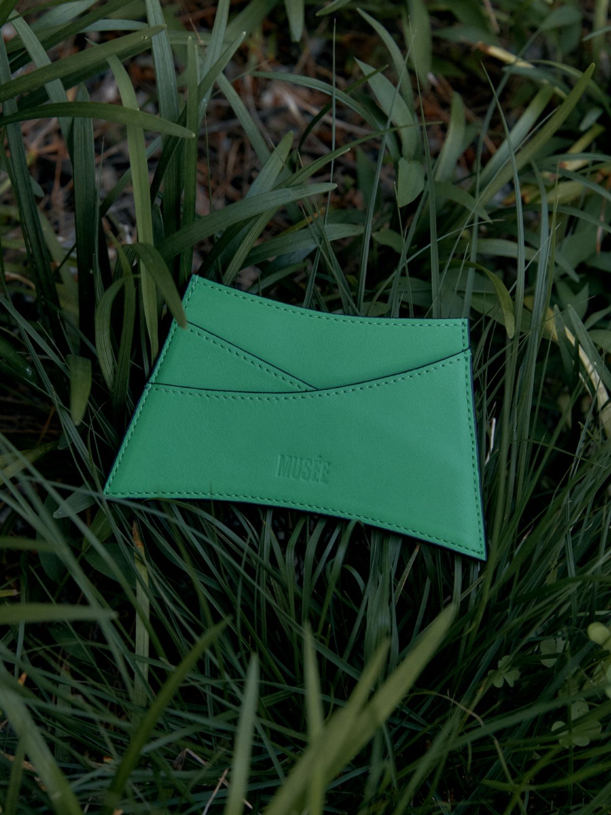 뮤제(MUSEE) KLIMT Curved Silhouette Card Wallet-Green