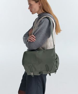 Hey Double Pocket Shoulder M (헤이 더블 포켓 숄더 미듐)_2colors