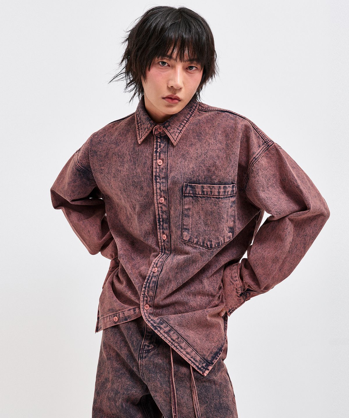 씨웨어 바이 더 지니어스(C WEAR BY THE GENIUS) 와인 데님 셔츠