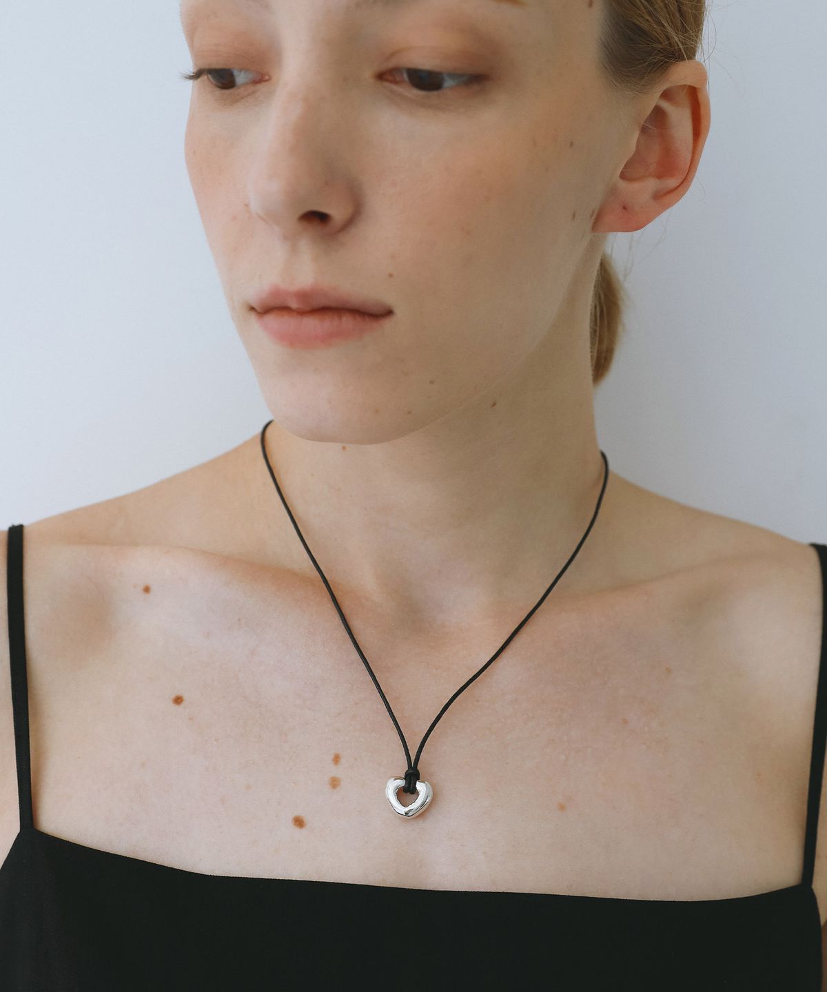 플릿(FLIT) SWIMMING RING STRING NECKLACE (HEART)
